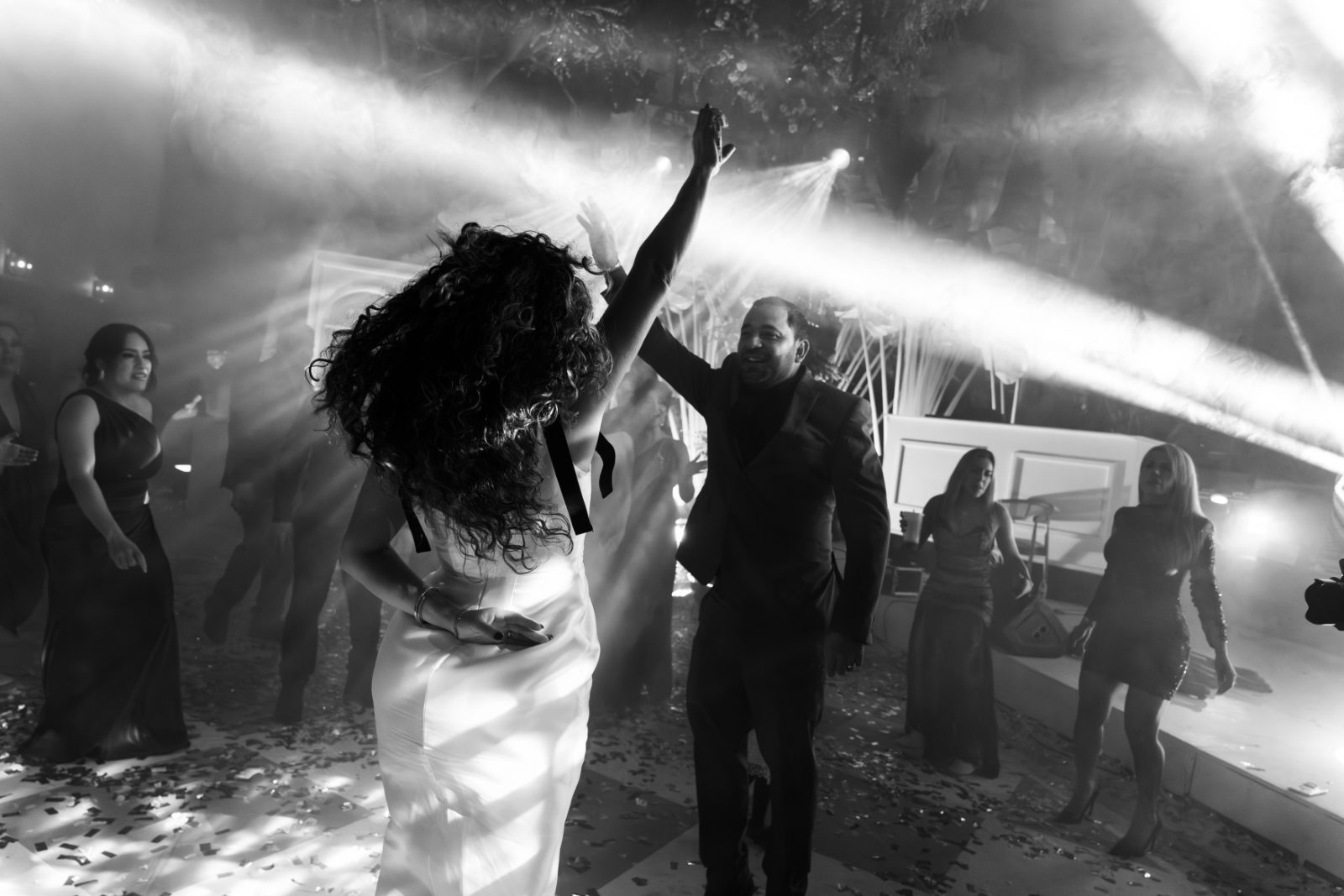 Primer vals con su padre, Ashley XV